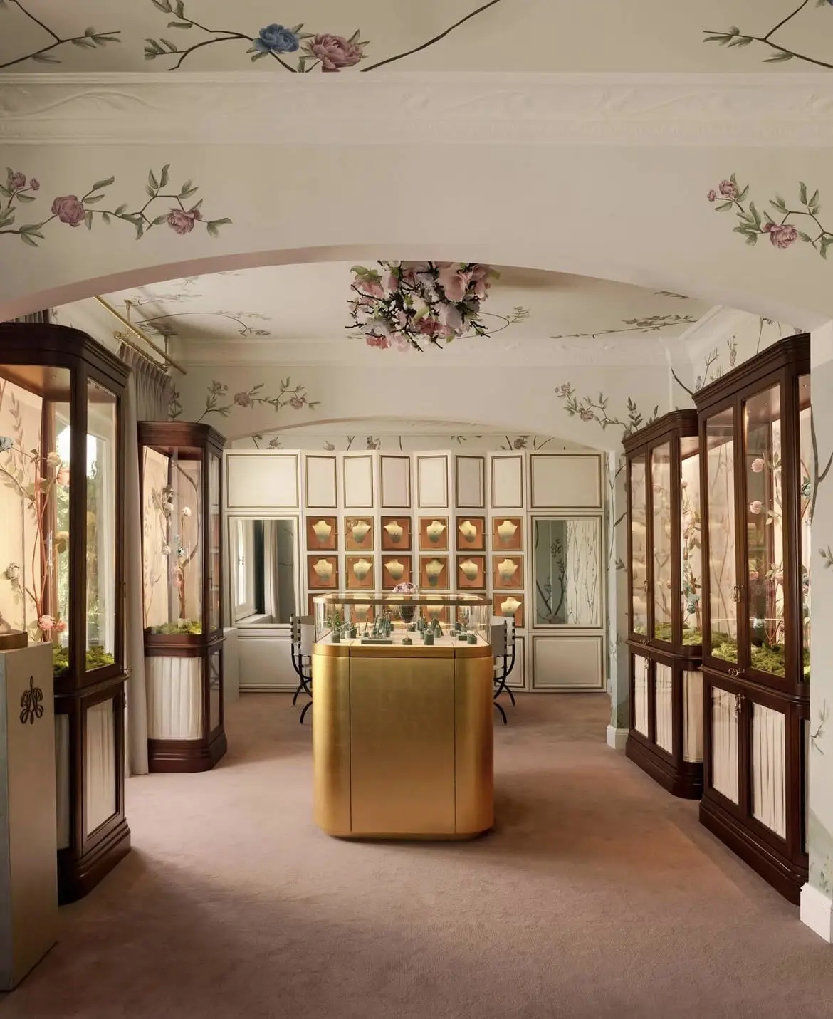 Aponine Showroom